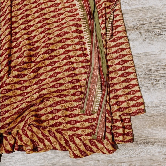 Free People Good 4 U Printed Wrap Midi Skirt Size 4 - Picture 6 of 8